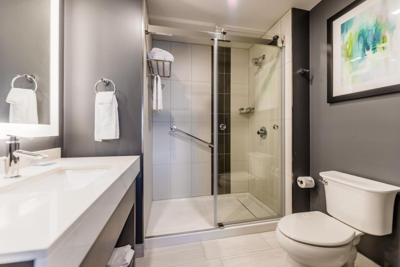 Hotel Hyatt House South Outlet Collection 3*